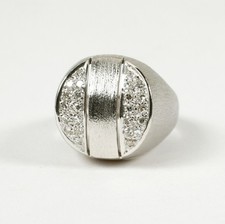 Großer matter Ring 585