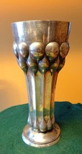 Großer Silberpokal, Hugo Böhm Schwäbisch Gmünd, 800 Silber,  1900/10, Höhe 23 cm