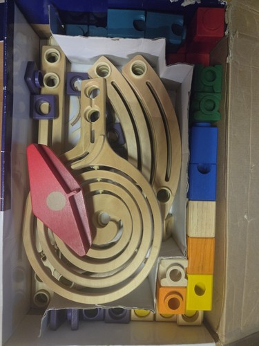 Quadrilla twist rail wooden - twist,