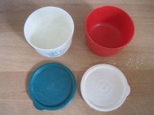Tupperware   2  kleine