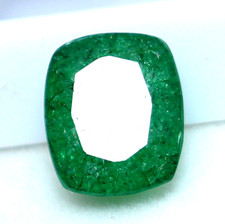 Natürliches Grün Smaragd