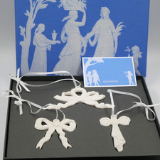 VERPACKTES WEDGWOOD WEISSES