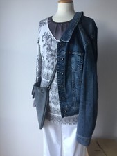 Madeleine. Pullover. BW/Viscose/Cashmere. . Gr. 40/42. Glitzer. weiß/grau