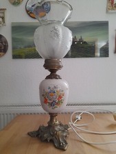  alte Porzellan - Tischlampe