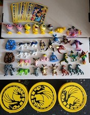 1999 Manga Anime Monster Rancher 35 Figuren , 30 Karten , 3 Plastikboxen Retro