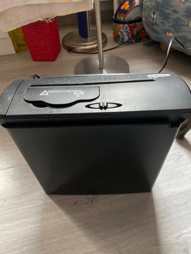 Papierschredder paper - papierschredder/,