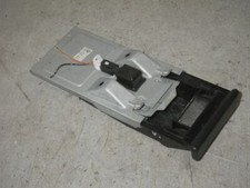 Aschenbecher vorn 68810-BM400