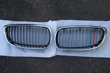 BMW 3er CoupéE92  ( CabrioE93 ) original Niere Chrom mit M-Streifen / gepflegt