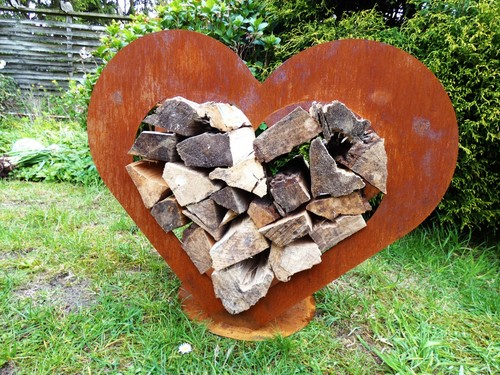 Herz aus metall - herz, holz-regal