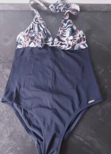 Badeanzug Größe 38 Seaside von Tchibo. Top-Zustand