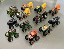 12 Stück: Original Hot Wheels