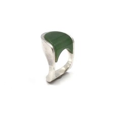 925 Silber Ring Skandinavischer Designer Schmuck grüne Nephrit Jade 16.8mm / 53