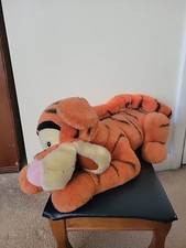 Walt Disney Store Jumbo Tigger