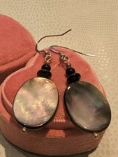 Handarbeit Ohrringe 925 Silber Perlmutt oval & schwarzer Spinell Damen