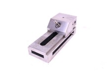 Präzisions-Schraubstock Schleifschraubstock BB 73 mm Niederzug Schraubstock L185