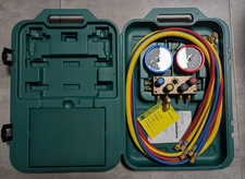 Refco M4-3-DELUXE-DS 4664325 4-Weg-Monteurhilfe inkl. Schläuche