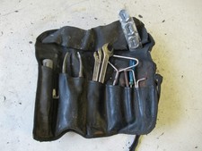 BMW F 650 CS Scarver (2) EZ03 Bordwerkzeug Werkzeugrolle Werkzeug