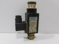 VICKERS ST307-V2-150-B