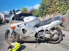 Honda VFR 800 Motorrad | Silber | Restauriert & neuwertig | Top Zustand
