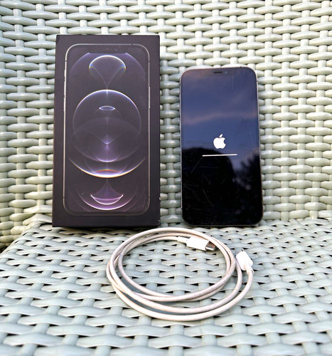 Apple iphone pro smartphone - apple,