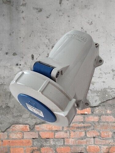 Mennekes typ 1209 receptacle - typ,
