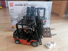 MOULD KING 13106 Gabelstapler – ferngesteuertes Technik-Modell (1719 Teile) 