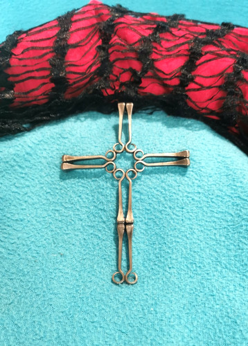Wandkreuz metall kreuz gebogen - metall,