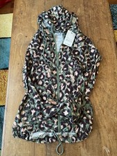 Coole dünne Jacke mit Kapuze