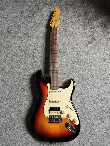 Stratocaster donner dst 600 - stratocaster,