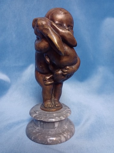 Antike bronzefigur kind mit - antike, bronzefigur,