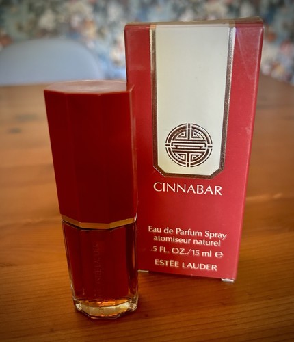 Cinnabar este lauder - este, 15