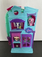 Littlest Pet Shop Lila/Blau Haus/ Geschäft + 4 Figuren Spielset:A3682E24 Hasbro