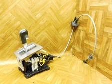 Schaltknauf Schaltkulisse Schaltzüge Opel Astra H GM 13121110