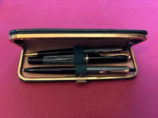 Pelikan Füller 400, Feder 14 K OBB, Kuli 355, Bleistift 350 mit grünem Etui