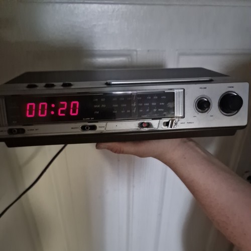 Philips 570 radiowecker - philips,