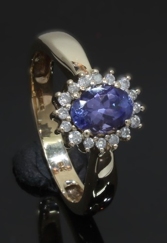 Cluster ring karat - 9, gelbgold