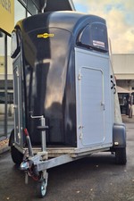 Humbaur Xanthos Aero EQUI-GUARD 100 km/H SK Aluboden