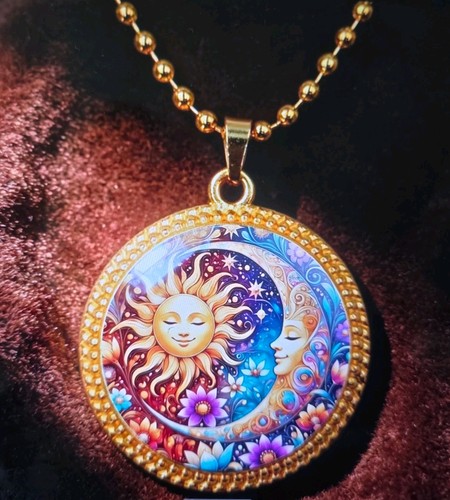 Sonne-Mond-Sterne-Anhänger