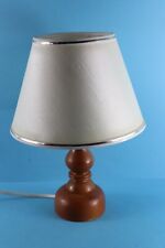 ALTE NACHTTISCHLAMPE MIT HOLZFUSS  DDR WOHNRAUMLEUCHTEN VEB STADTILM