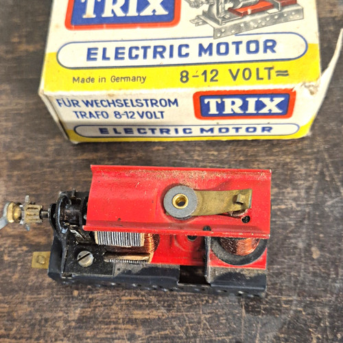 Trix elektromotor volt - elektromotor, 8–12
