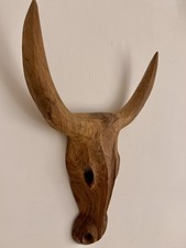 Wunderschöner handgefertigter Stierkopf aus massivem Holz – ca. 57 cm hoch