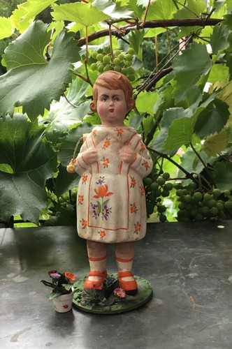 Pappmache figur schulmädchen - pappmache,