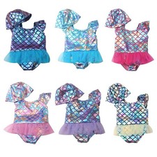 Schöne Puppenkleidung