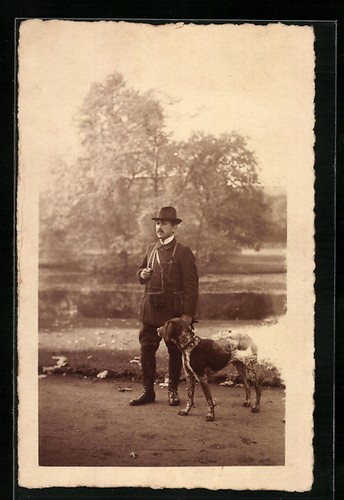 Jagdhund bei seinem herrchen - bei,