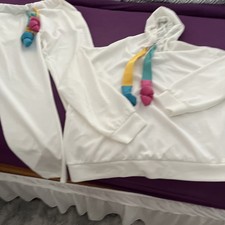 Witziger Freizeit Anzug Größe 40/42 weiß Mit bunten Bändern Neu