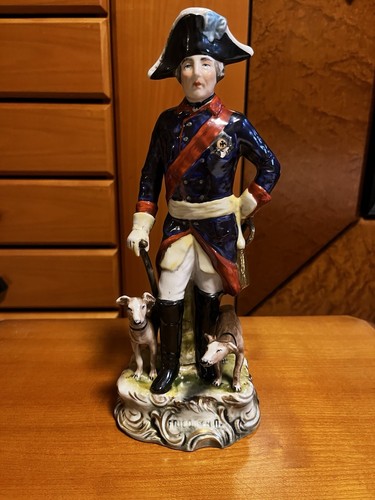 Porzellan figur von friedrich - ,