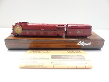 Liliput H0 105 06 Stromlinienlok BR 05 001 Olympia der DRG AC in OVP V3830 lesen