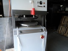 Pizza Presse ,Pizzapresse ,Pizzaformer ,Teigpresse ,Teigausroller gebraucht 