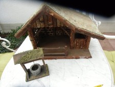 Schöner alter  Krippen - Kasten