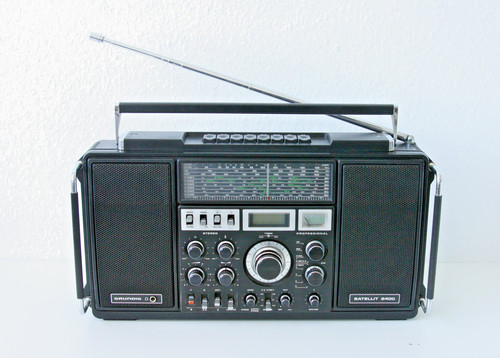 Grundig satellit 2400 - grundig,